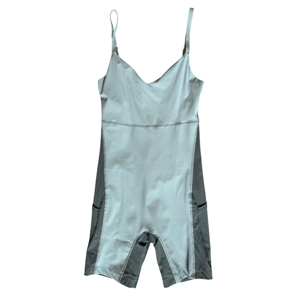 Outdoor Voices Superform Bodysuit Romper in Green Size Small